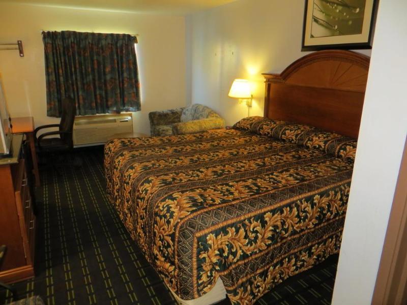 Knights Inn Memphis At Macon Cove Exteriér fotografie